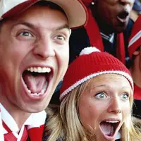 Tunggu saja, akan ada yang melayang mendekati kamu!