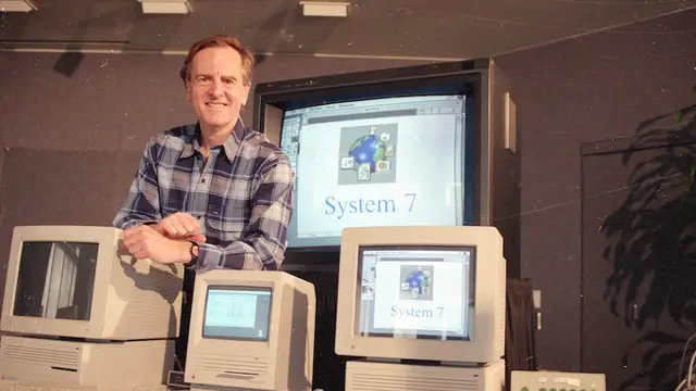 8 Manuver Bisnis Steve Jobs yang Menguntungkan Apple