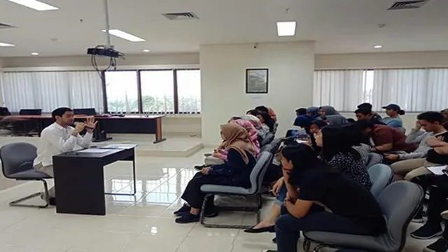 [Bintang] Reza Rahadian