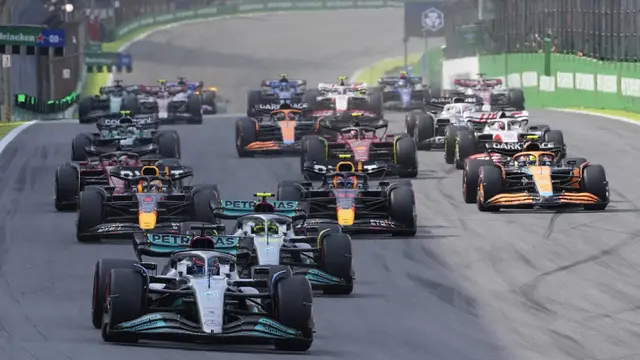 Foto: Kemenangan Perdana George Russell dan Double Podium untuk Mercedes di Formula 1 GP Brasil