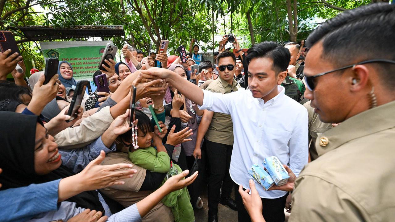 Cerita Gibran Diprotes Pasang Ornamen Imlek saat Jabat Wali Kota hingga Solo Disebut Cabang Tiongkok
