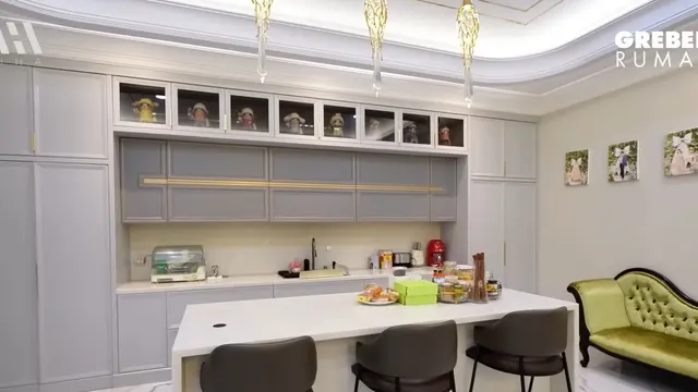 Potret Ruang Makan Rumah Sarwendah