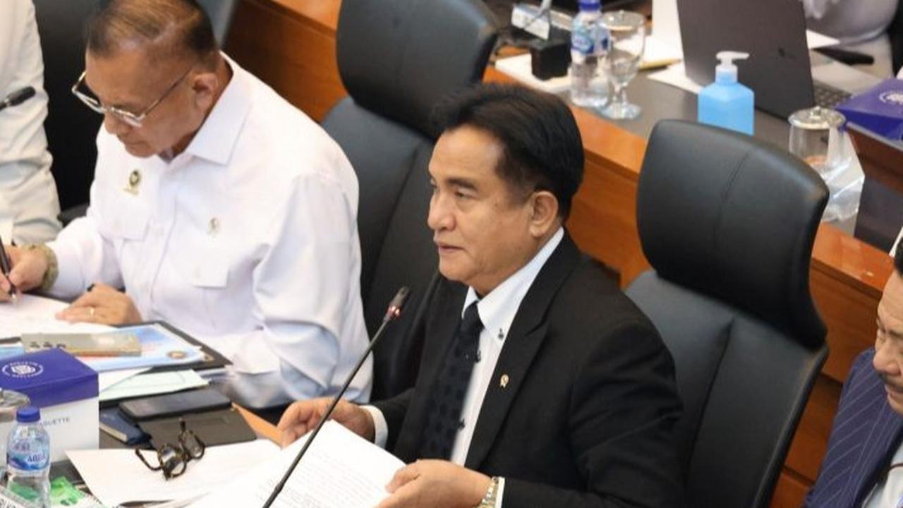 VIDEO: Wilayah RI Sering Dicaplok Malaysia, Yusril Usul Pulau Kosong Dihuni Nelayan dan Suku Bajau