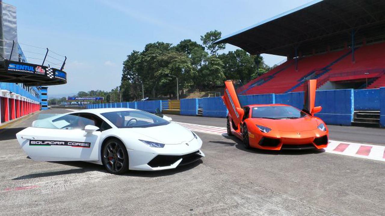 Sensasi Nyetir Lamborghini Aventador dan Huracan 