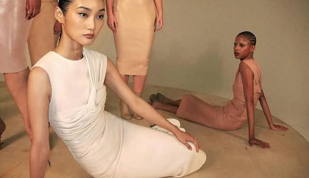 Sejumlah model juga turut berpartisipasi dalam kampanye ini, diantaranya adalah Precious Lee, Jessie Li, Tianna St. Louis, Grace Valentinie, dan Kim Kardashian. (Foto: Fendi)
