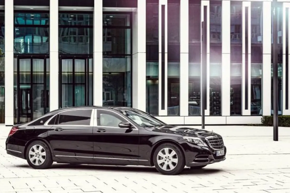 Mercedes-Benz S600 Guard Jadi Mobil Dinas Baru Jokowi (Autocar)