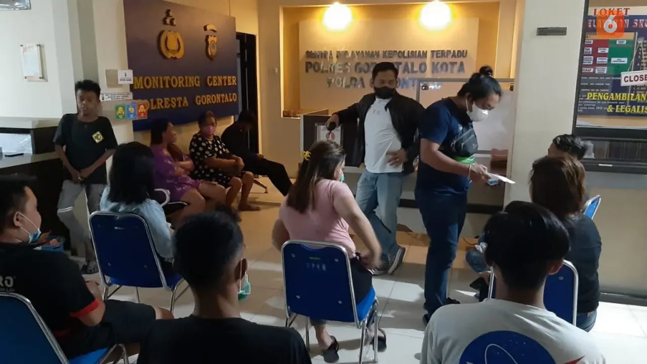 Kedapatan Indehoi, 5 Pasangan Bukan Muhrim Diringkus Polres Gorontalo Kota (Arfandi Ibrahim/Liputan6.com)