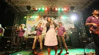  Souljah mampu menghentak panggung Jakcloth dengan lantunan musik Jamaika mereka, Jakarta, Kamis (29/5/2014) (Liputan6.com/Faizal Fanani).