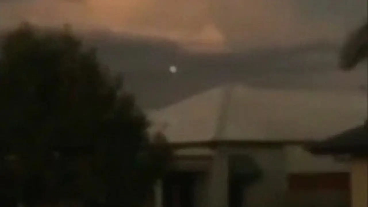 Geger Penampakan Misterius UFO di Langit Australia 