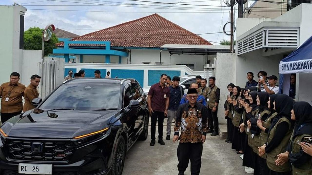 Pemerintah Cari Solusi Komprehensif untuk Guru PPPK Paruh Waktu