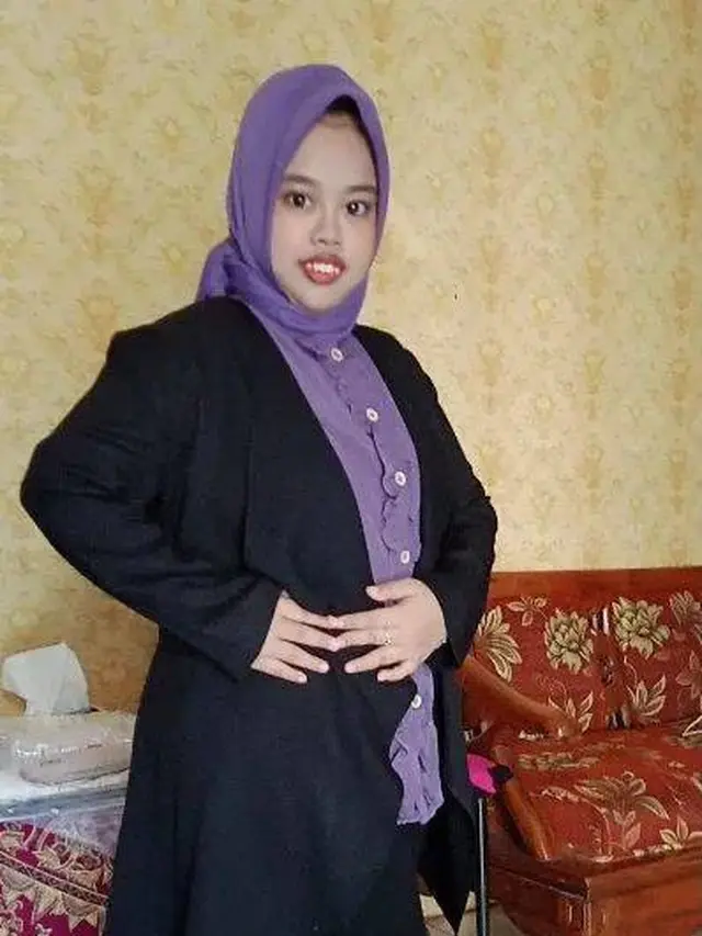 6 Potret Kekeyi Tampil Dewasa yang Disebut Netizen Kalem