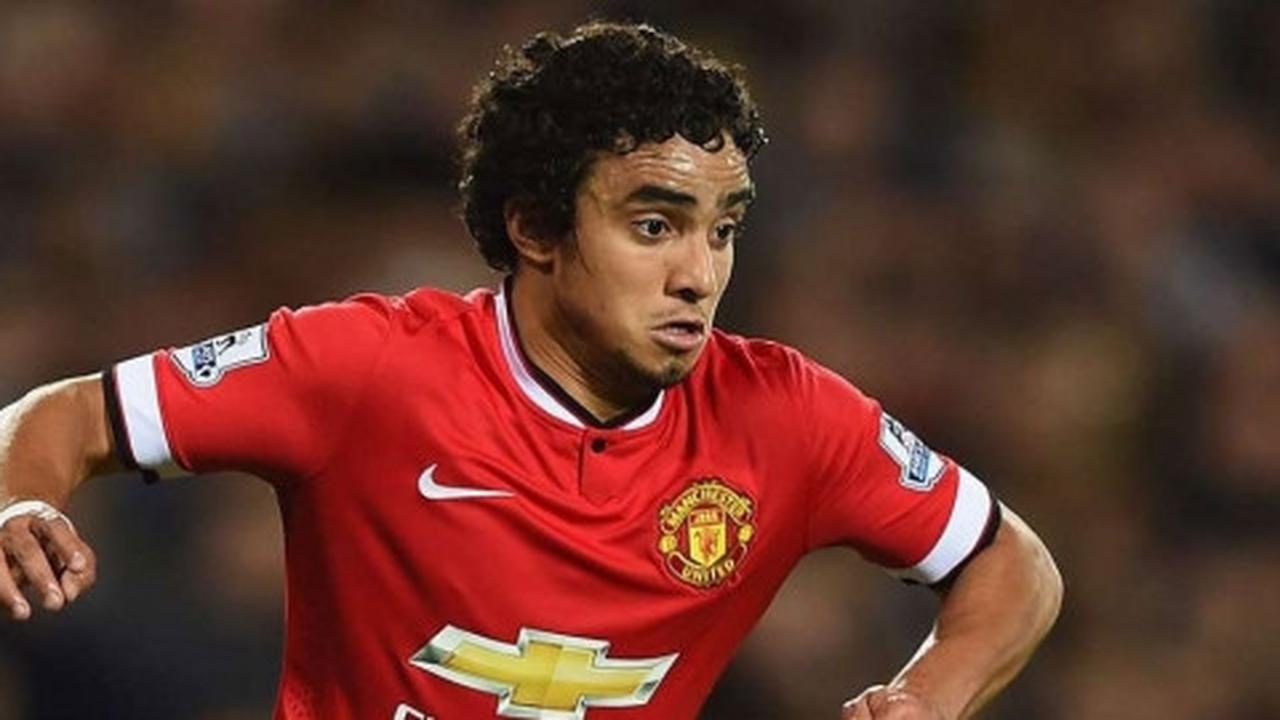 Bek muda Manchester United ini segera tes medis di Lyon