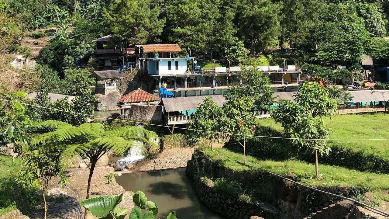 Gunung Putri Cililin di Bandung Barat dengan Lembah Curungan @lembahcurugangunungputri_