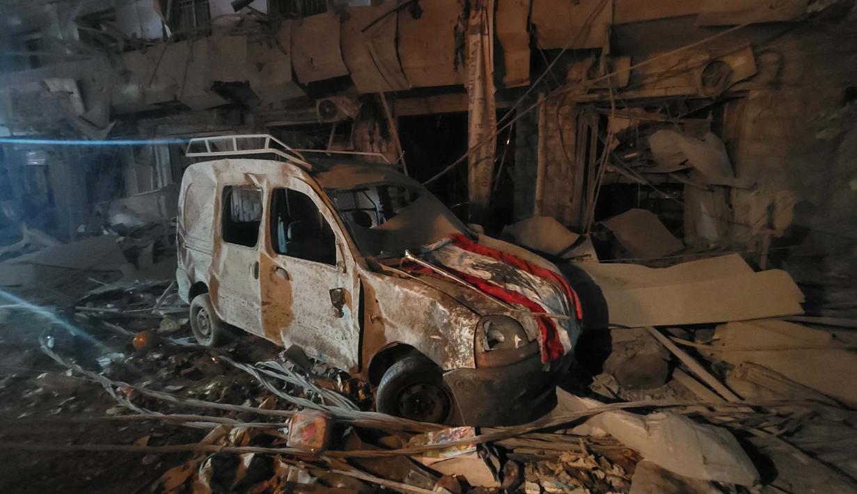 Serangan Israel yang berlangsung sejak 23 September 2024 lalu telah menewaskan sedikitnya 1.351 orang dan melukai lebih dari 3.800 lainnya. (Abbas FAKIH/AFP)