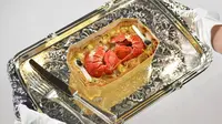 Swish Pie, sajian dari Lobster yang menggunakan bahan-bahan mewah seperti kaviar dan tiram pilihan dibanderol seharta 6,2 juta rupiah. (Foto: Metro.co.uk)