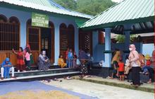 Lestarikan Budaya Leluhur, Masjid Tua di Banyumas Ini Ternyata Punya Tradisi Unik saat Ramadan