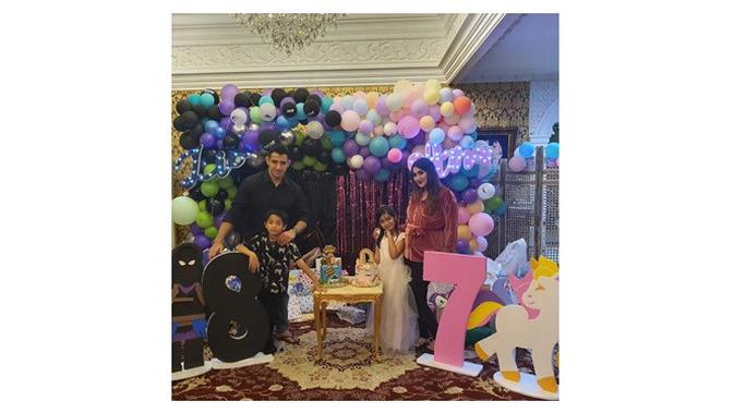 Pamer Perut Buncit, Ini 7 Potret Tania Nadira Hamil Anak Ketiga (Sumber: Instagram/@tanianadiraa)