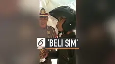 Viral video seorang pengendara motor yang ingin membeli SIM kepada petugas. Ternyata pengendara tidak tahu bahwa untuk mengendarai motor harus memiliki SIM.