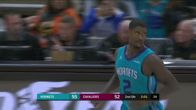 Cleveland Cavaliers tekuk Charlotte Hornets dengan skor tipis 100-99.