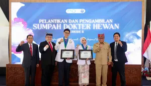 UNAIR Lantik 24 Dokter Hewan, Wabup Banyuwangi Mujiono Ajak Perkuat Keamanan Pangan