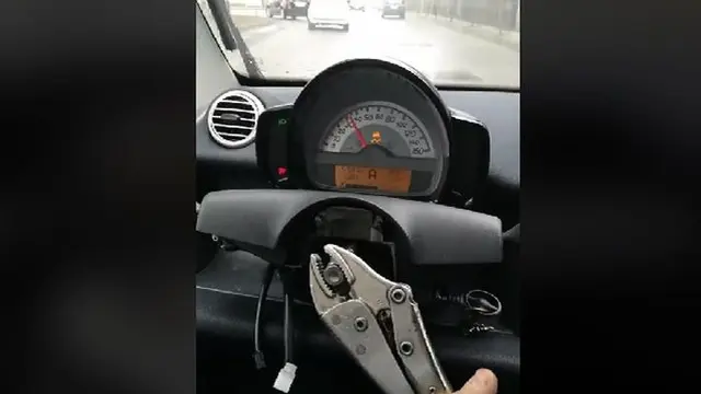 6 Potret Modifikasi Setir Mobil Ini Nyeleneh, Bikin Geleng Kepala