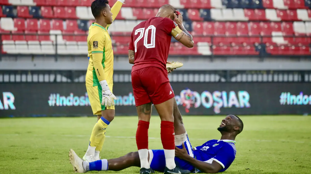 Sisi lain duel Persib vs Persija, ada momen saling respect pemain disaat tensi pertandingan tegang selama 90 menit