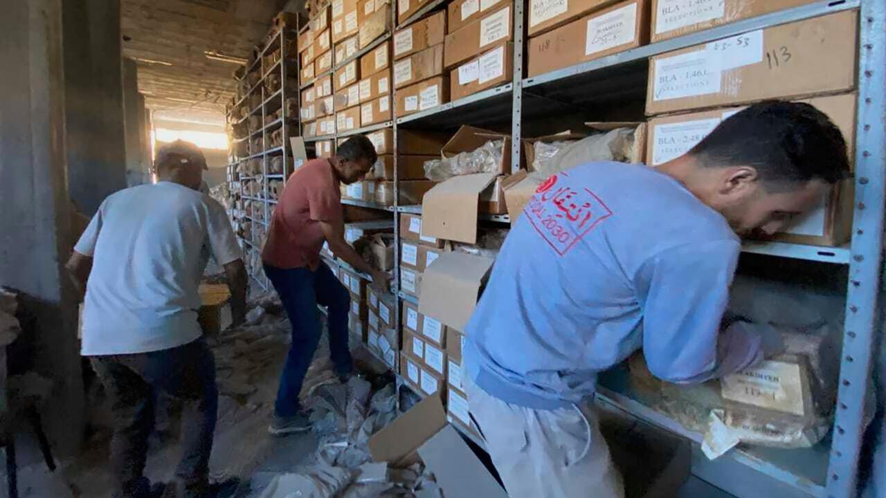 FOTO: Misi Penyelamatan Artefak Gaza: 9 Jam Negosiasi dan  6 Jam Mengepak di Bawah Ancaman Bom israel