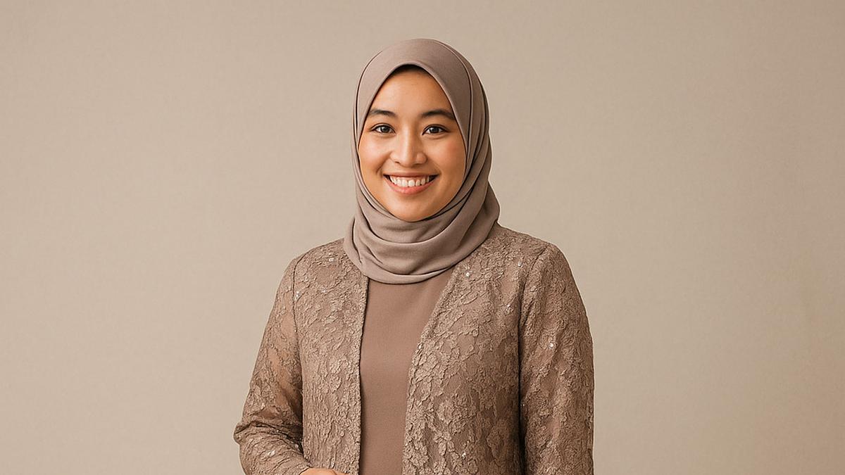 8 Model Outer Panjang Brokat Payet untuk Kondangan, Elegan dan Berkelas