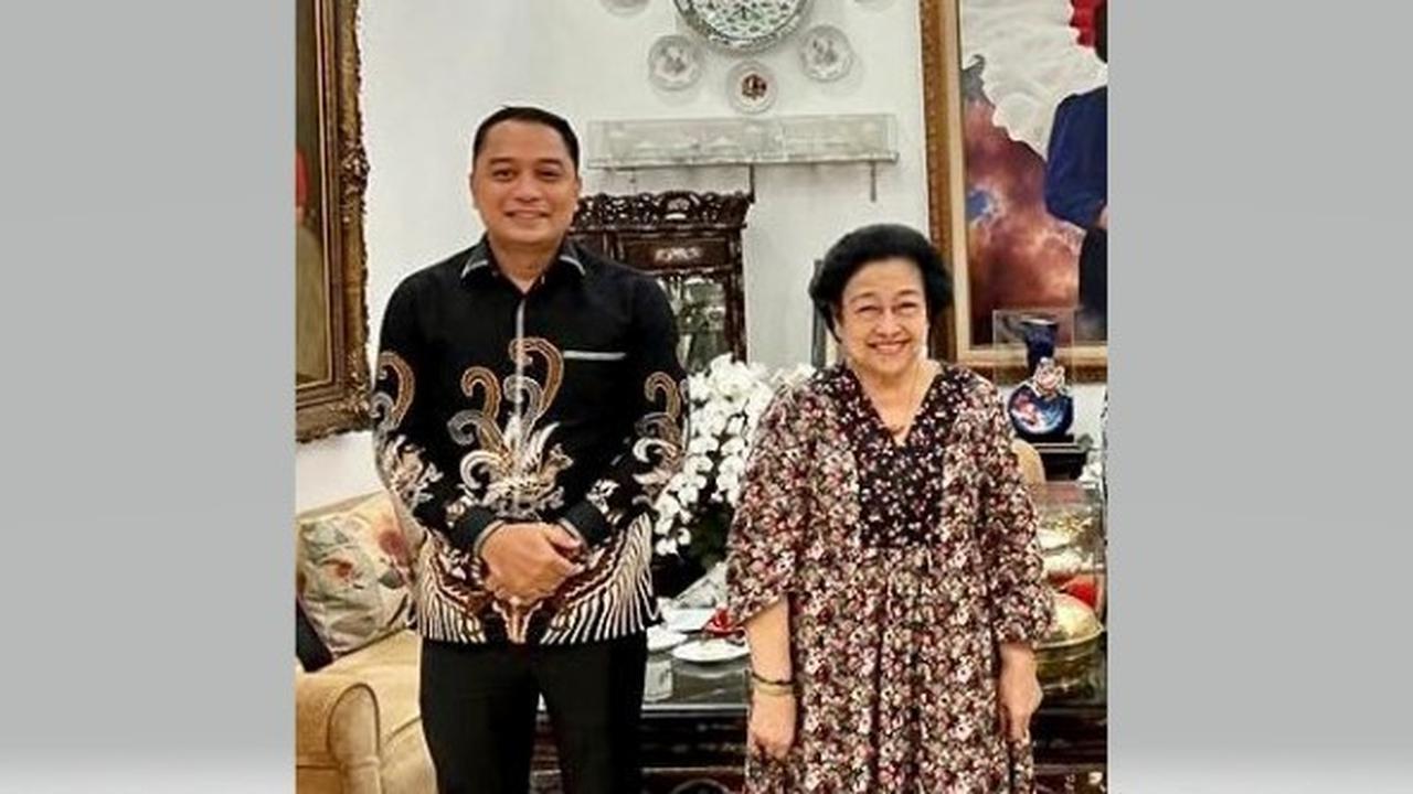 Wali Kota Surabaya Eri Cahyadi bersama Megawati. (Istimewa)