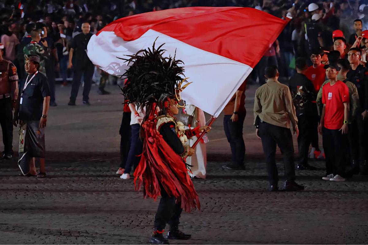 FOTO: Meriah! Pesta Rakyat & Karnaval HUT ke-80 RI Dimeriahkan TNI dan Kemhan