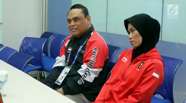 CDM Asian Games 2018, Komjen Pol Syafruddin bersama Penyumbang Emas Pertama Indonesia Asian Games 2018, Atlet Taekwondo Defia Rosmaniar berbincang dengan Tim Redaksi SCTV, Jakarta, Senin (20/8). (Liputan6.com/Johan Tallo)