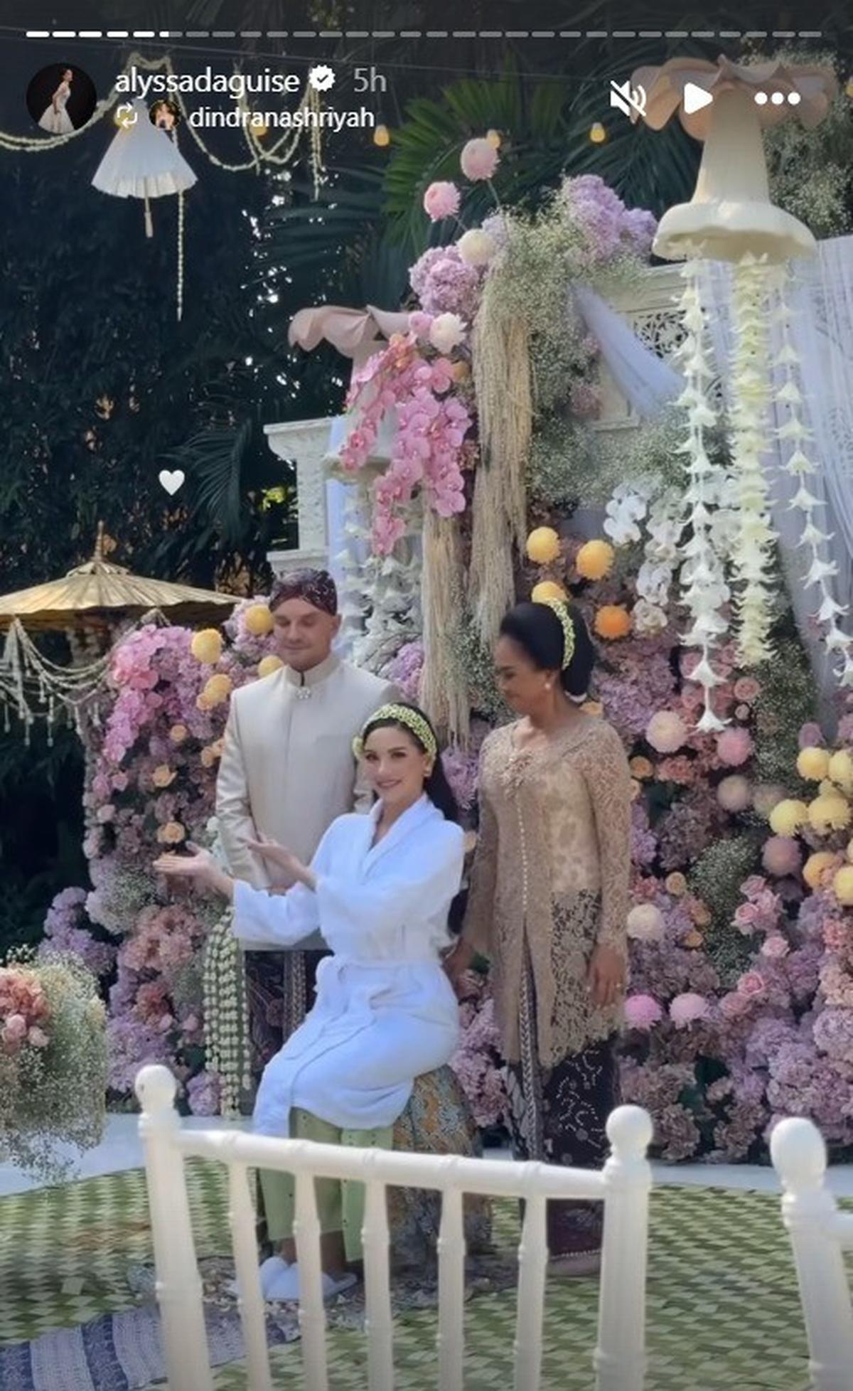 Potret Cantik Menawan Alyssa Daguise di Momen Siraman Jelang Pernikahan, Aura Pengantin Kian Bersinar