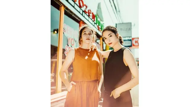 Kerap Tampil Tomboy, Ini 6 Potret Sitha Marino dengan Makeup Tebal