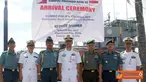 Citizen6, Davao City: Atase Pertahanan RI untuk Filipina, Kolonel laut (S) Djakaria P. Girsang dan Konsul Jenderal RI tiba di Dermaga Captain Feranil Pier, Naval Station Felix Apolinario, Davao City, Senin (1/5). (Pengirim: Badarudin Bakri)