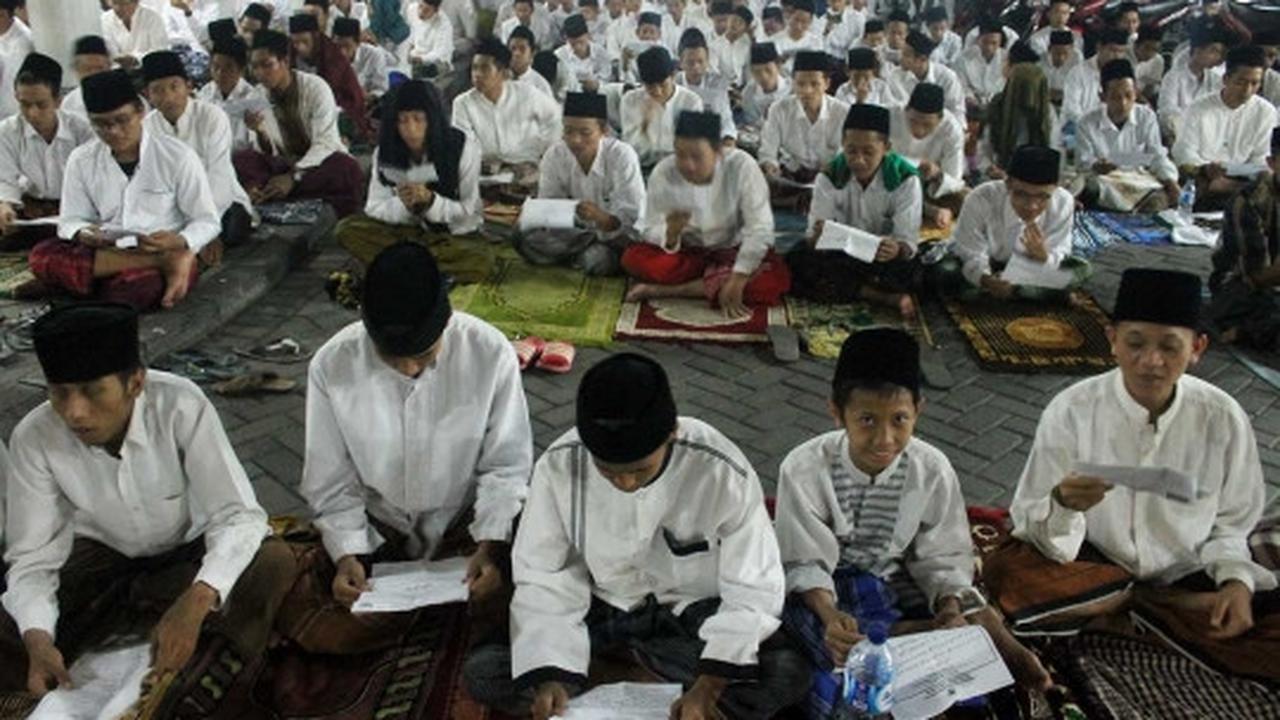 Berdoa bersama menyambut tahun baru 1437 Hijriah