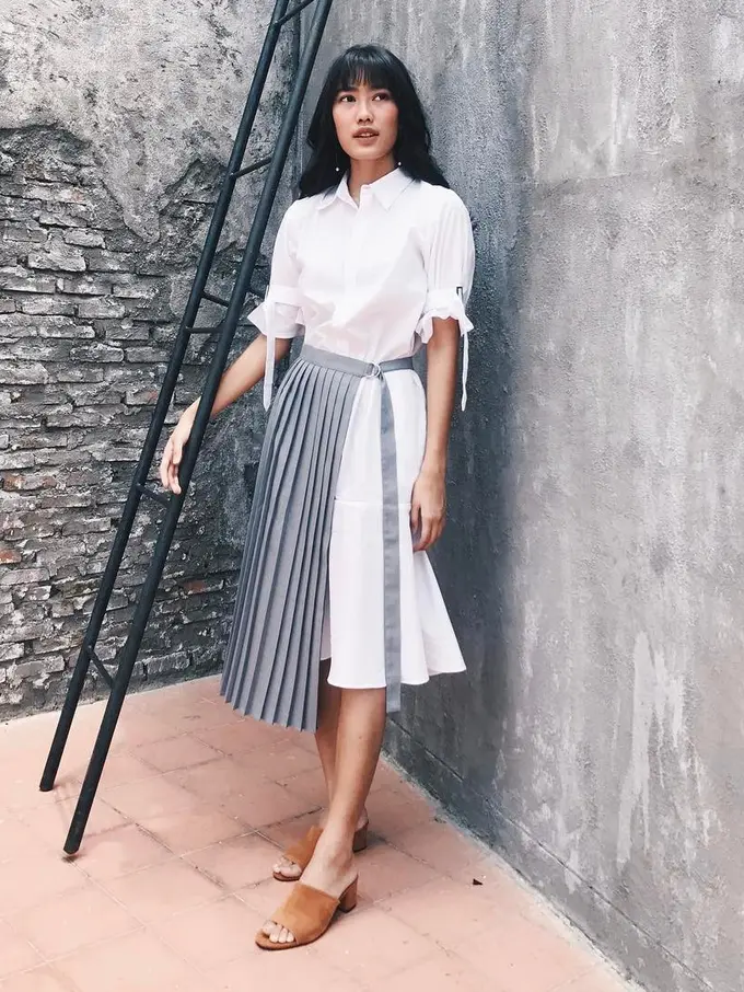 [Bintang] Biar Pacar Pangling, Coba Mix and Match Dress Ala Alika Islamadina di Hari Valentine