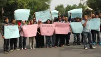Jurnalis berbagai kota gelar aksi unjuk rasa kecam kekerasan aparat di Medan (Liputan6.com / Fajar Abrori)