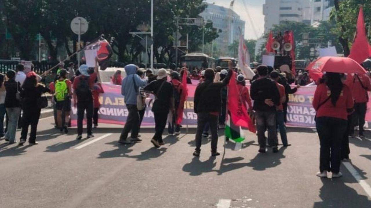 Pengalihan Rute Transjakarta Imbas Penutupan Jalan Medan Merdeka Selatan