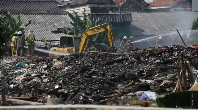 Perusahaan Jasa Angkut Sampah Nakal Bakal Diumumkan ke Publik