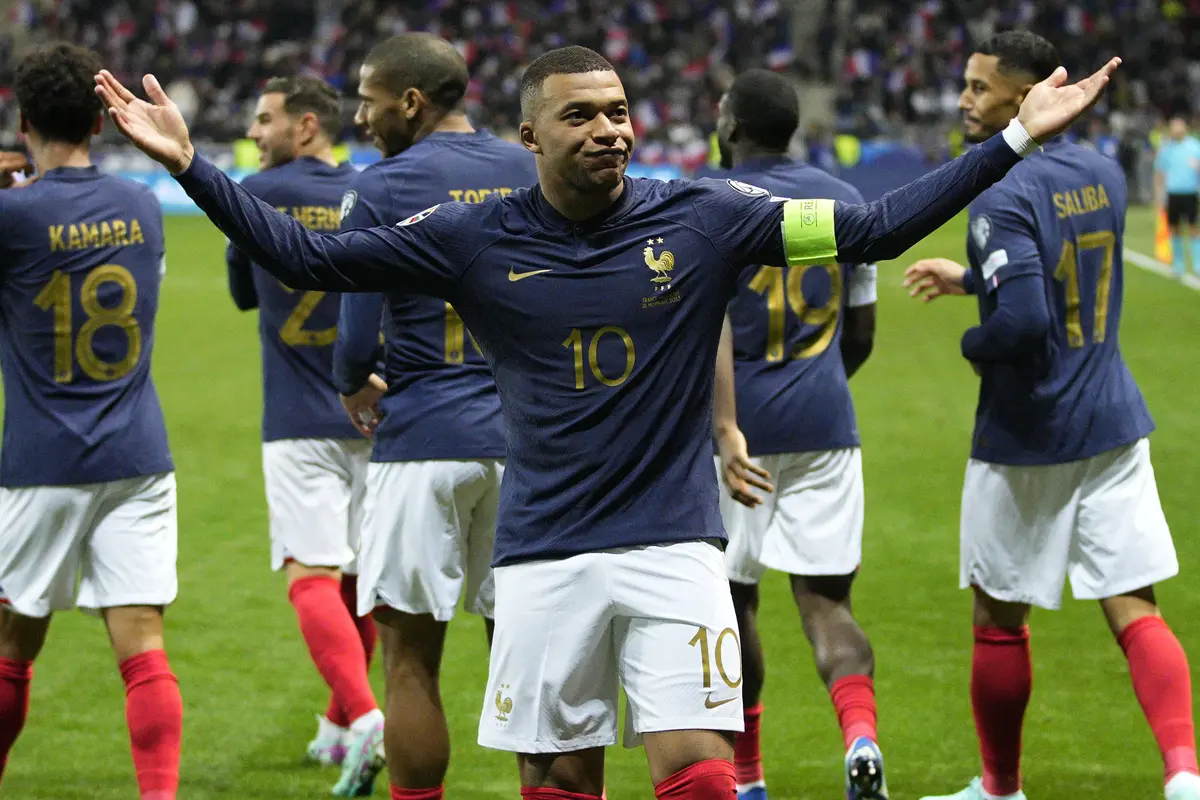 Foto: Kylian Mbappe dan Olivier Giroud Gacor, Timnas Prancis Lumat Gibraltar 14 Gol Tanpa Balas di Kualifikasi Euro 2024