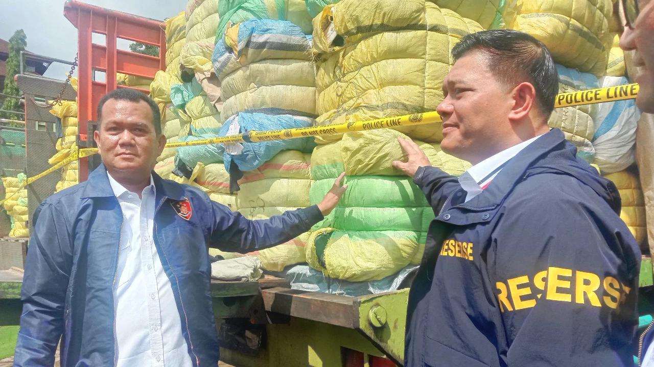 Polisi: Hasil Tes Laboratorium Pakaian Bekas yang Dikirim dari Korsel ke Bali Ada Bakteri Bacillus sp