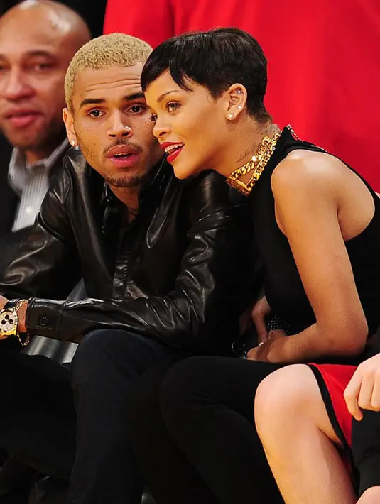 Jalinan cinta yang terjadi selama beberapa tahun antara RiRi dan Chris Brown nampaknya memang sulit untuk terpisahkan. Beberapa tahun setelah berpisah di tahun 2013, kini keduanya dikabarkan pergi bersama. (AFP/Bintang.com)