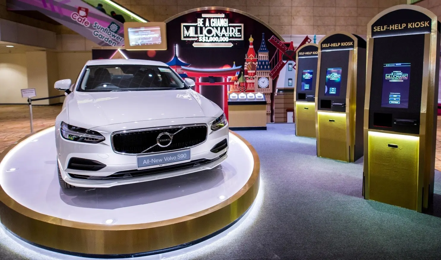 Berbagai hadiah mobil dan uang 1 juta Dolar Singapura akan diberikan bagi pemenang beruntung setelah belanja di Bandara Changi. (Foto : Changi Airport)