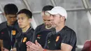 <p>Pelatih kepala Timnas China U-20, Dejan Djurdjevic saat menghadapi Timnas Indonesia U-20 pada laga kedua uji coba internasional di Stadion Madya Gelora Bung Karno, Senayan, Jakarta, Senin (25/3/2024). (Bola.com/Abdul Aziz)</p>