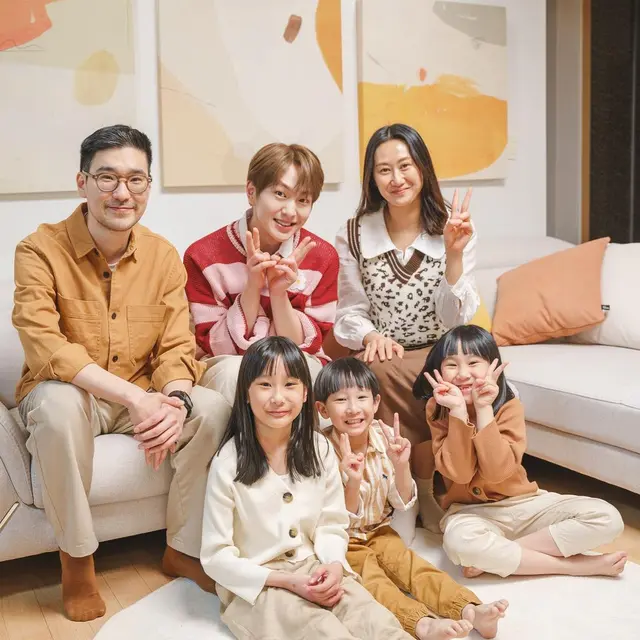 Kimbab Family - Onew SHINee