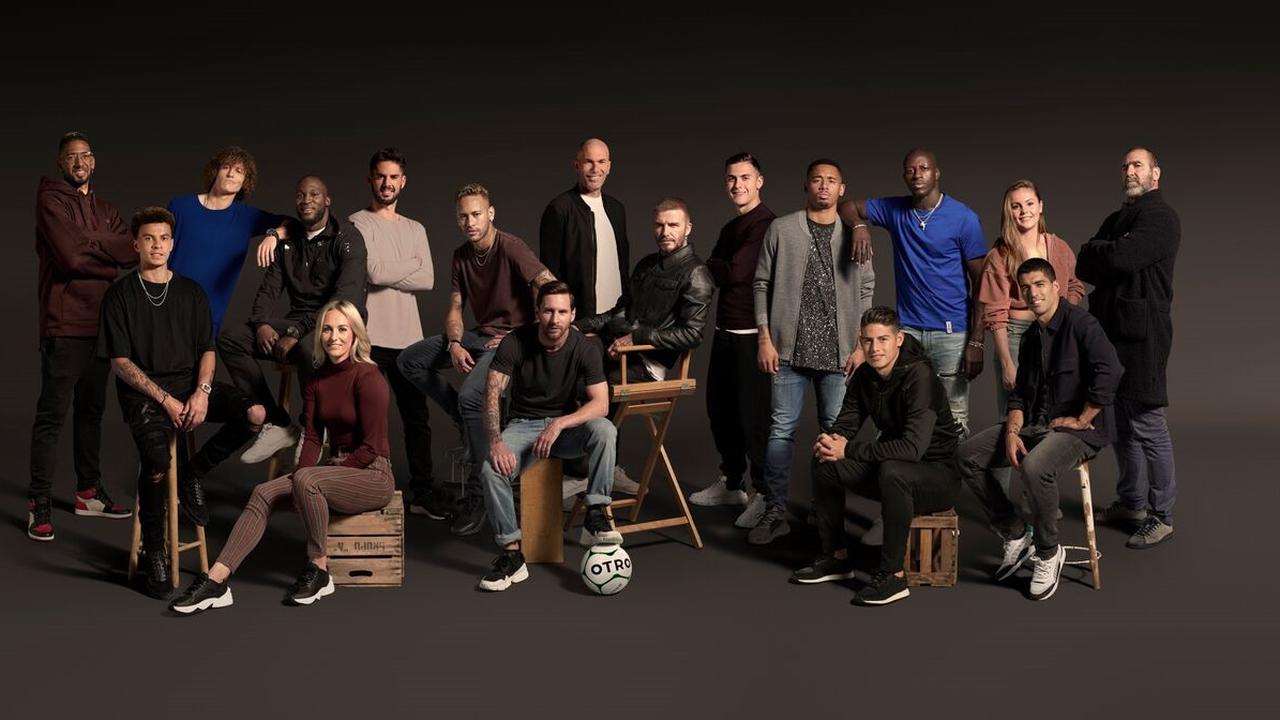 Pesepakbola top dunia bergabung di OTRO