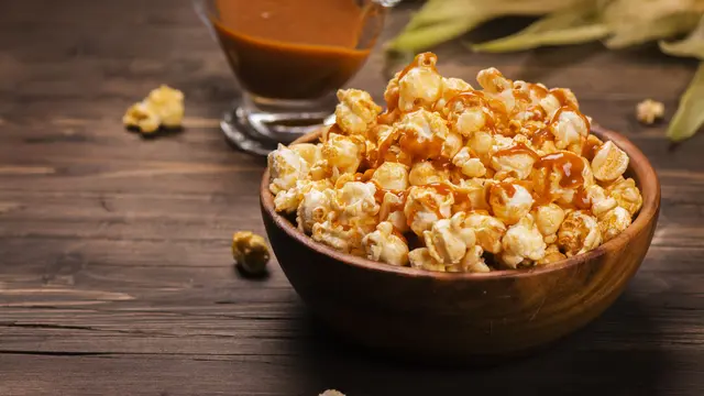 popcorn jagung karamel