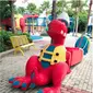 Patung dinosaurus di Legoland Malaysia. (dok. Reddit @CrappyDesign)