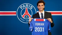 Ferran Torres Resmi Gabung PSG dari Barcelona