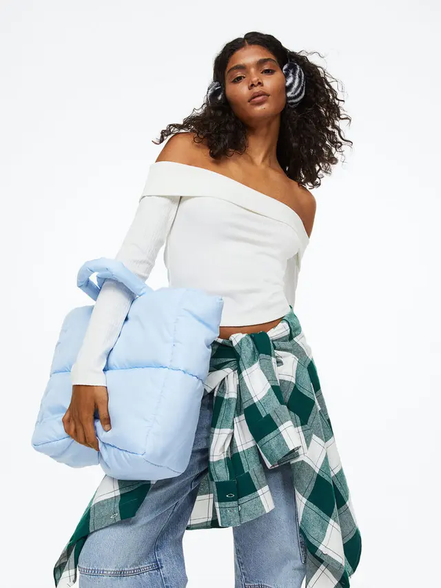 Tips Outfit untuk Body Pear Shape